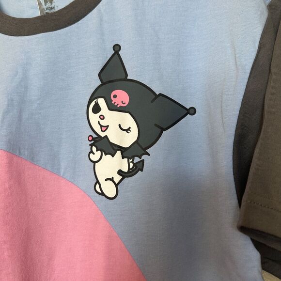 Sanrio Kuromi T-Shirt Size medium BoxLunch Short Sleeve W/Skull details Cotton - Picture 3 of 5